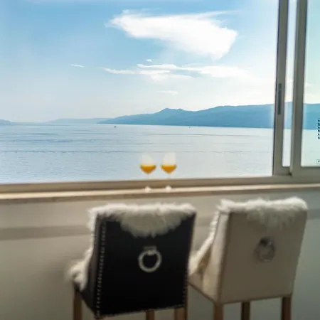 Apartment Gratitude *